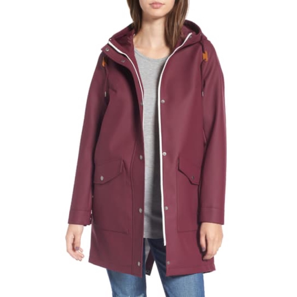 Levi’s Water Repellant Lightweight Raincoat